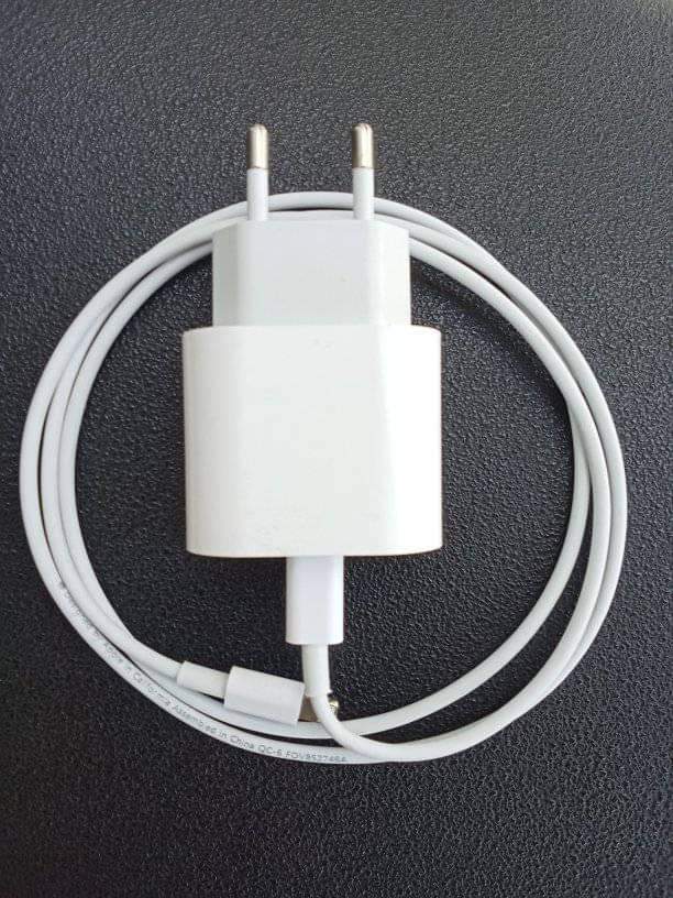 charger iPhone