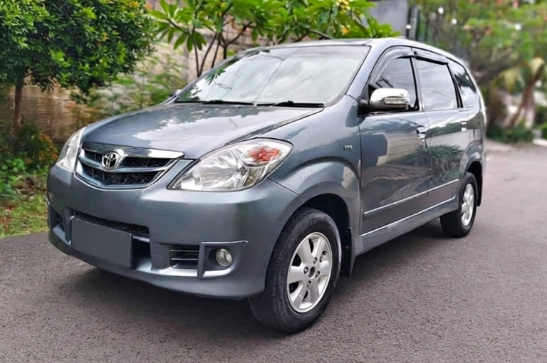 Toyota Avanza G