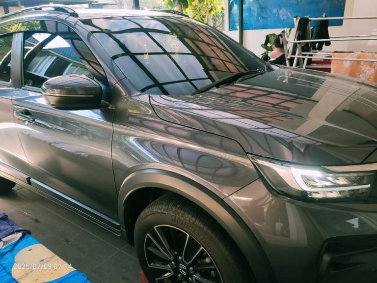 Cara Hilangkan Baret Mobil di Rumah