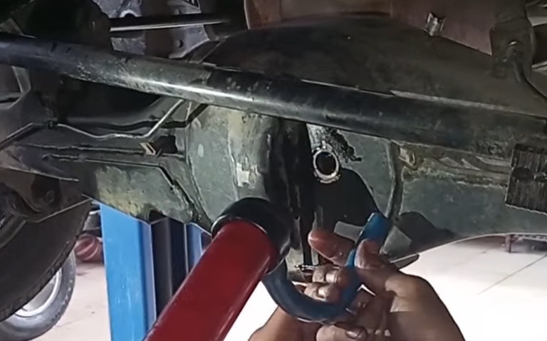 letak oli gardan avanza